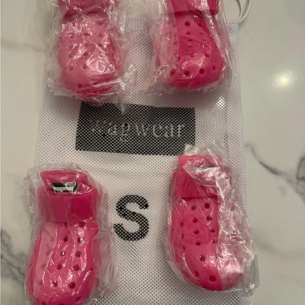 WagWear dog Pink Shoes - Picture 1 of 2